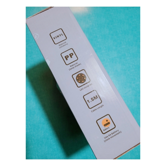 (NEW)Wall Sticker Clock LED Light - Picture 4 of 4